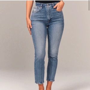 Abercrombie & Fitch Curve Love High Rise Mom Jean